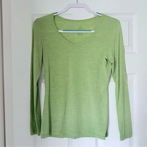 Women's Woolx Layla Green Longsleeve V-Neck Top